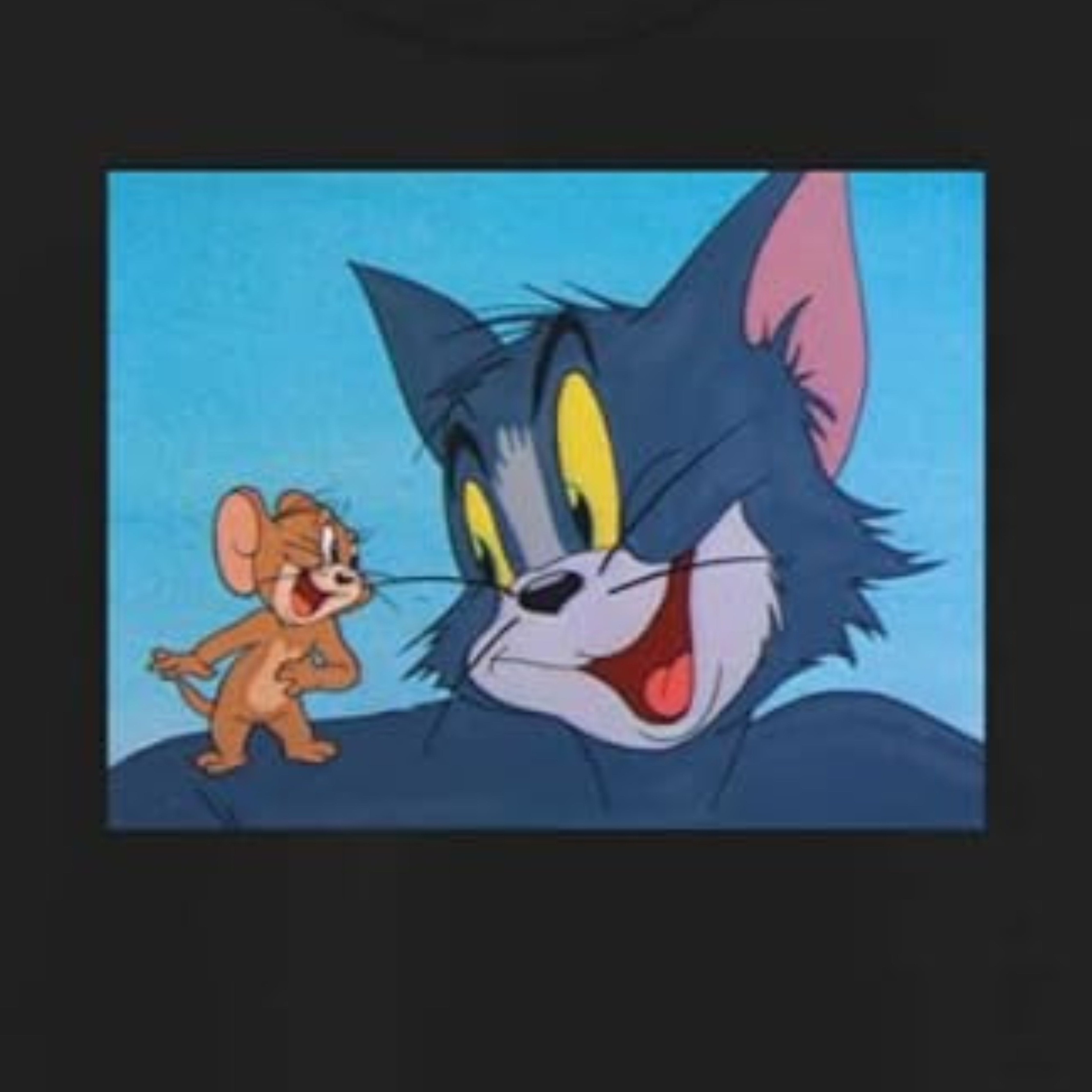 Tom & Jerry Mens' Throwback Long Sleeve T-Shirt